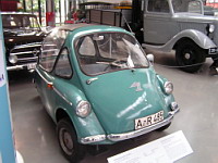 Heinkel Kabinenroller Type 408 B-1 (1957) (prise a Munich, 2014) (4)